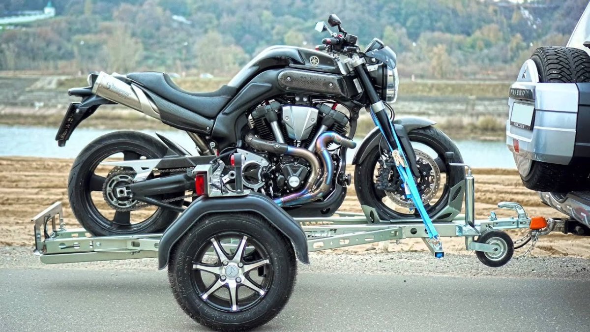 Мотоприцеп танко