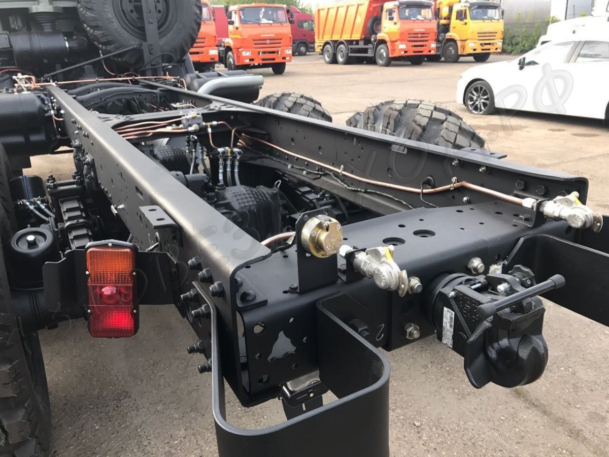 КАМАЗ 5350 рама