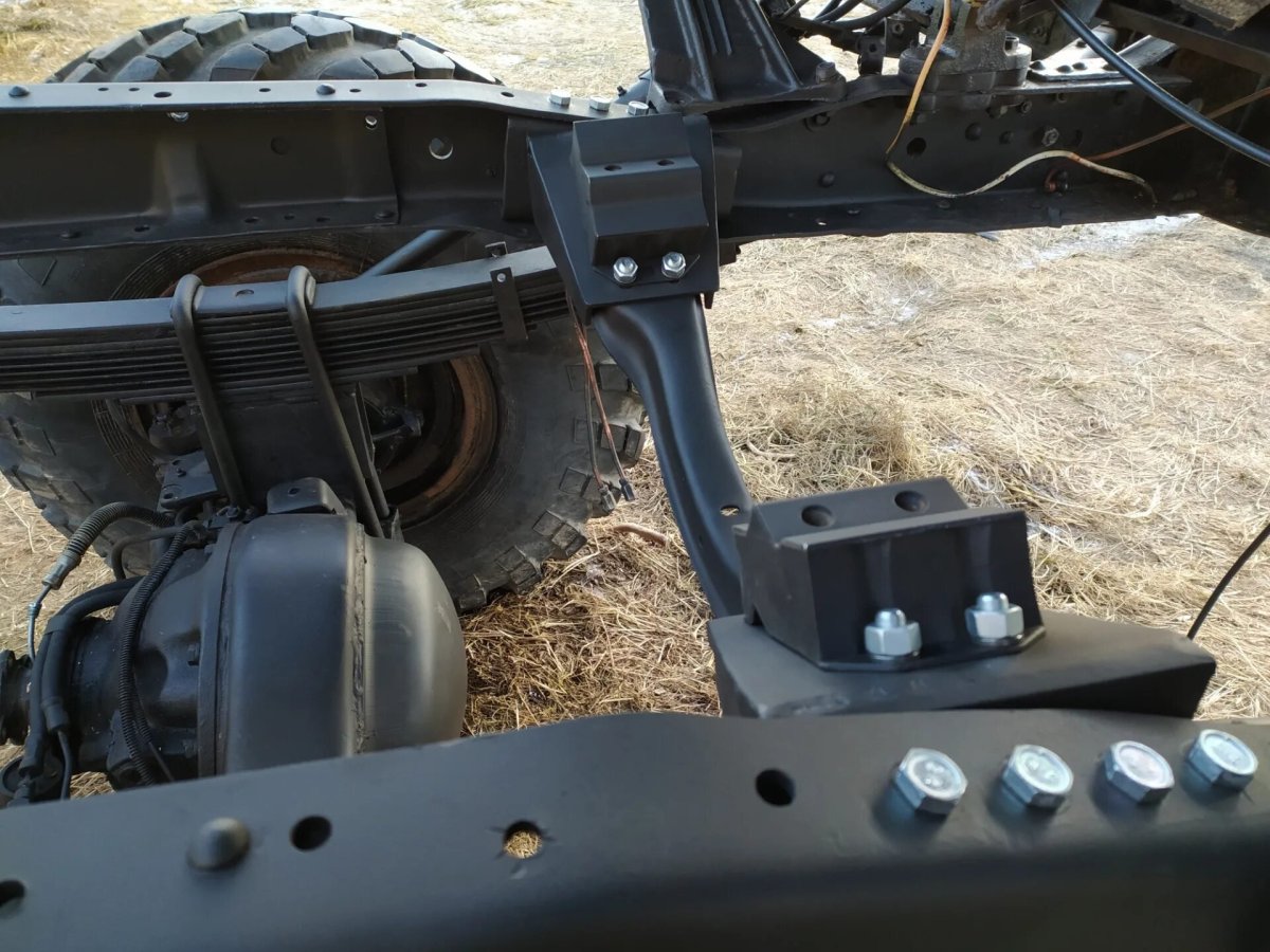 Крепление двигателя ГАЗ 66