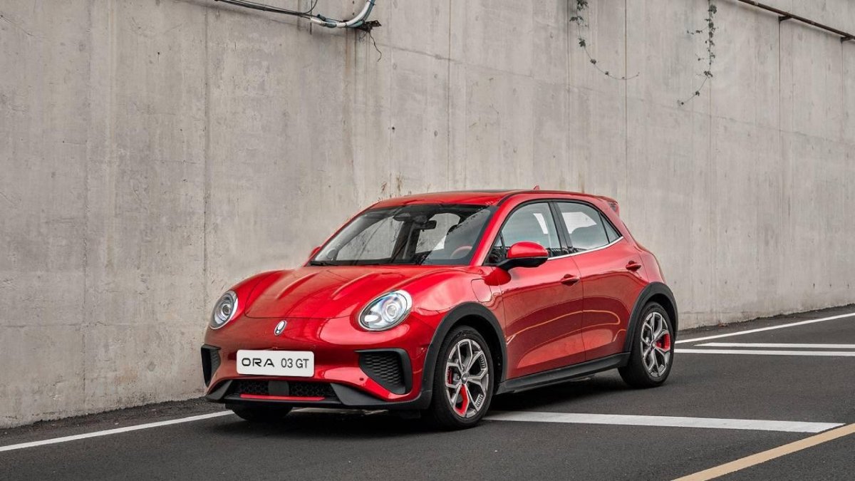 Китайский электромобиль ora