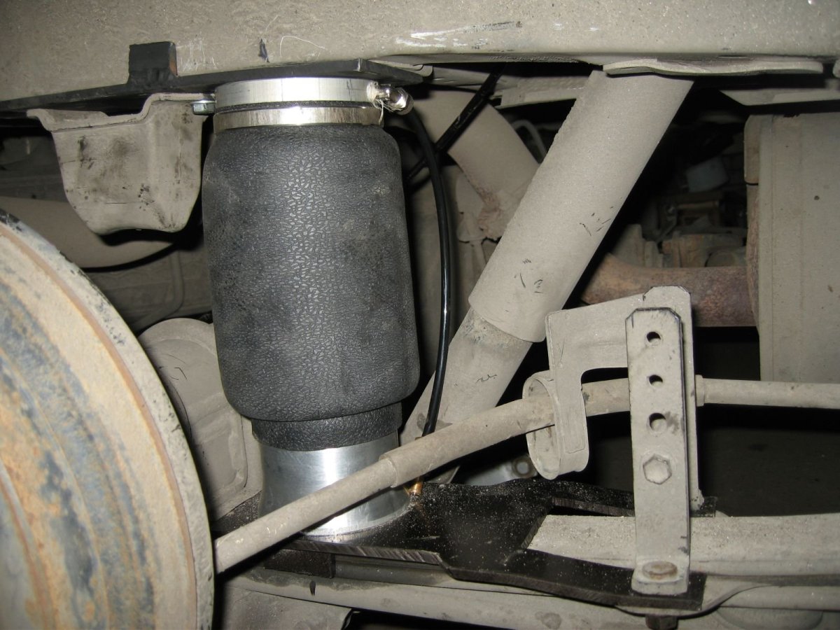 Пневмоподушка Тойота Хайс