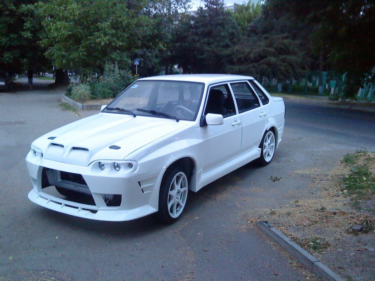 Тюнингованная ВАЗ 2115