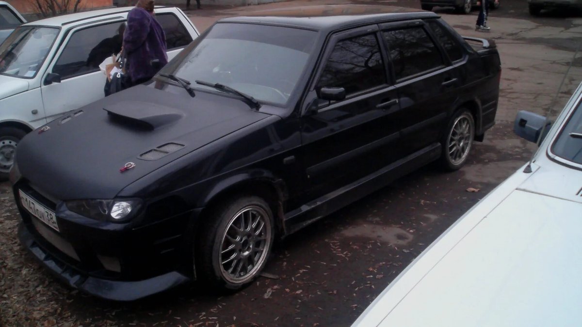 ВАЗ 2115 спорт черная