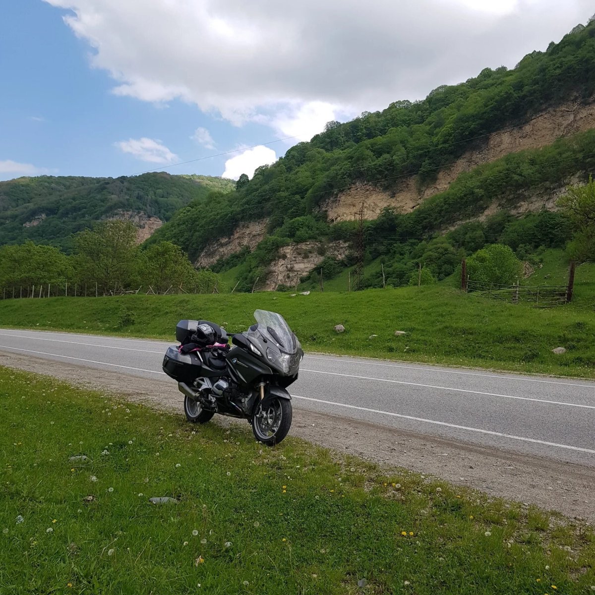 Мотоцикл на Эльбрусе