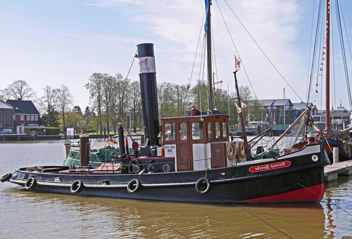 Паровой катер Баркас