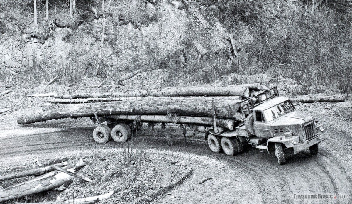 Комацу грузовик лесовоз