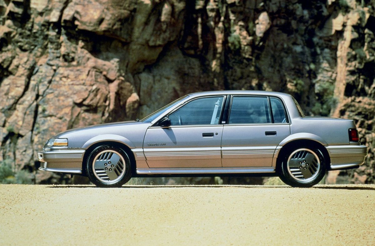 Понтиак Гранд ам 1991