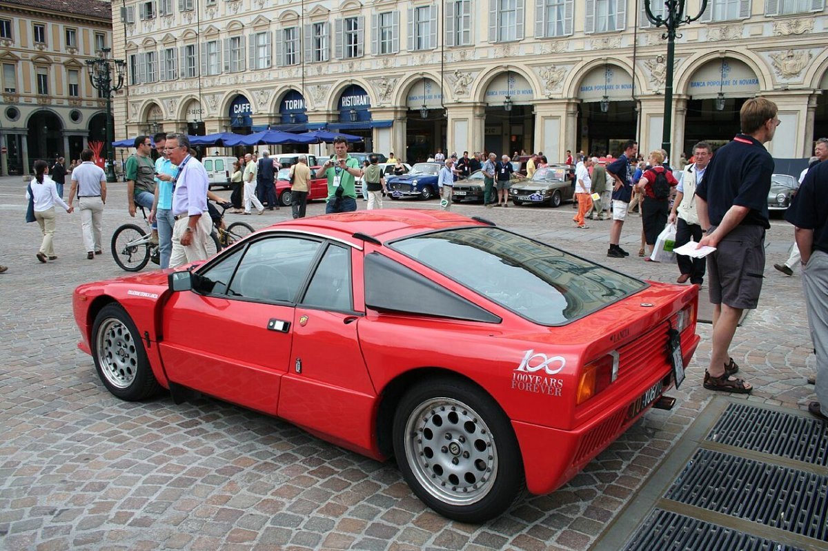 Lancia Rally 037 Stradale