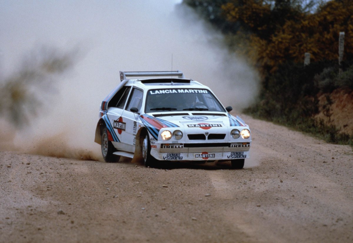 Lancia Delta s4 Group b