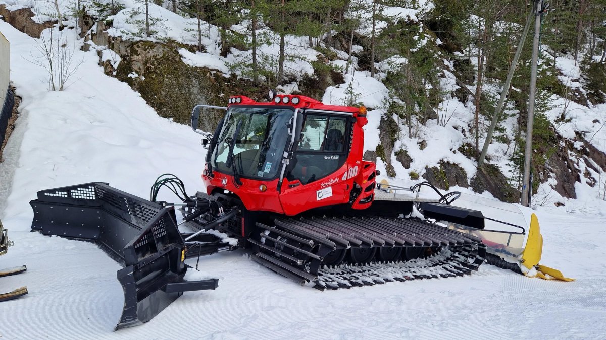PISTENBULLY 400