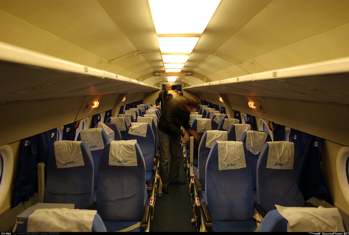Ту 134 салон