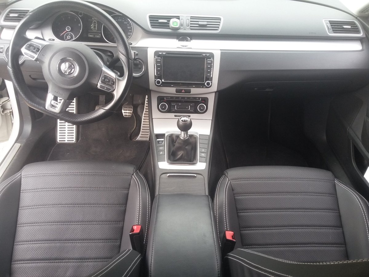 Фольксваген Пассат СС 2010 салон