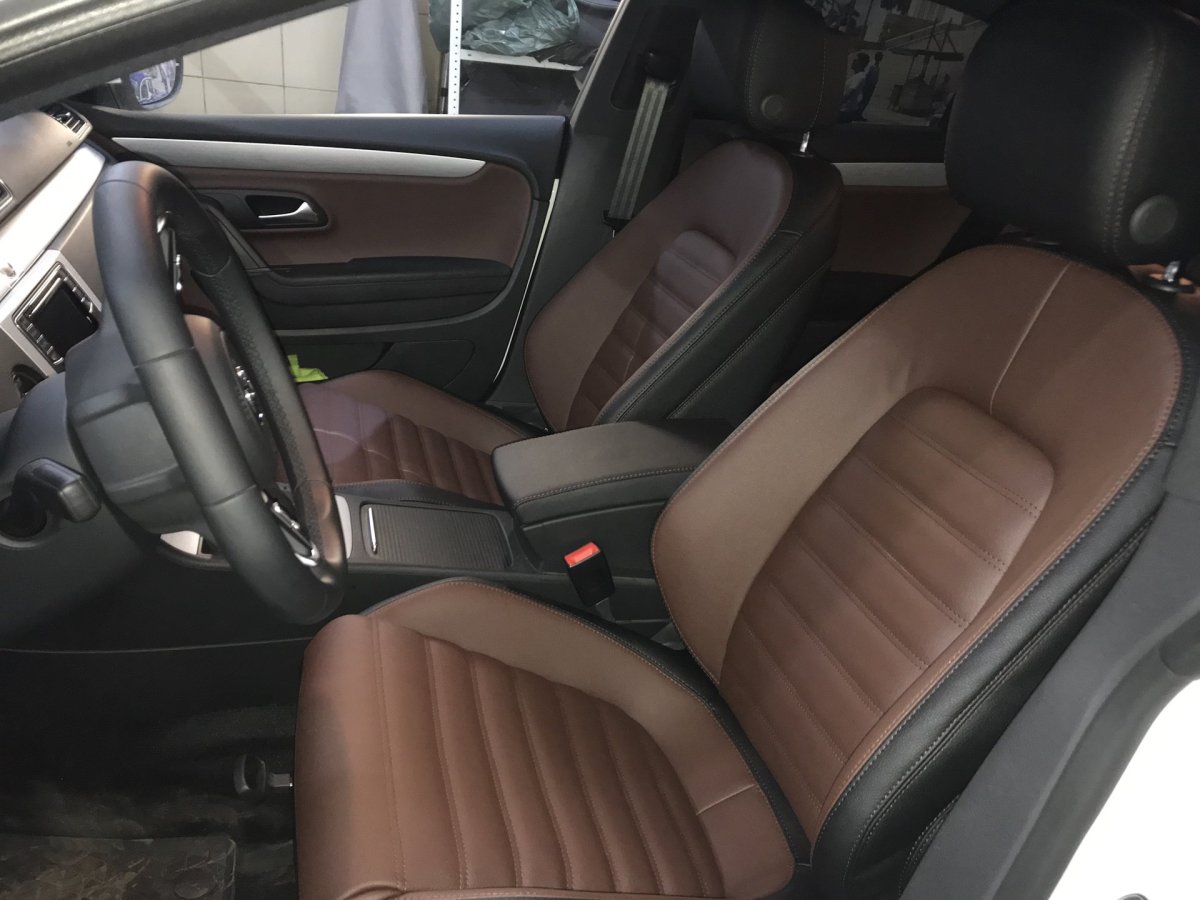 Кожаный салон Пассат б6