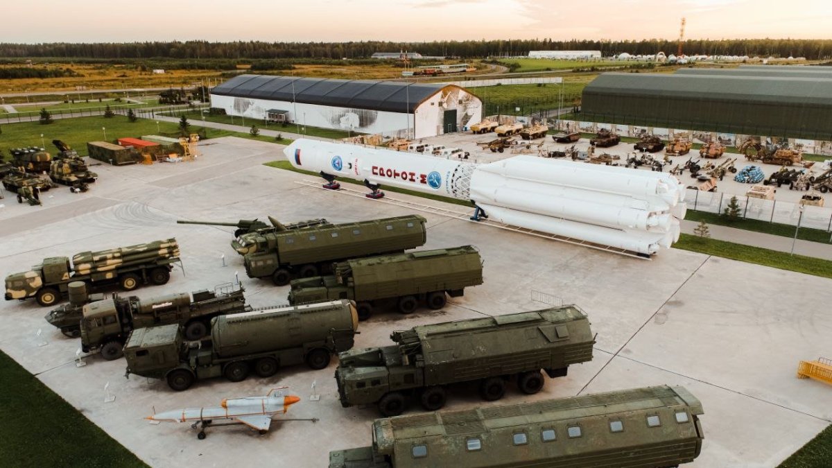 Зал с ракетами в парке Патриот