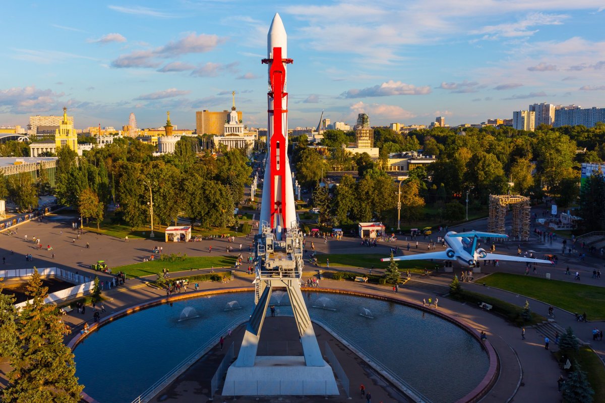 Площадь промышленности ВВЦ