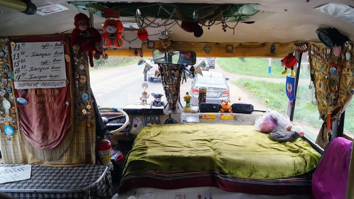 Украшение кабины дальнобойщиков