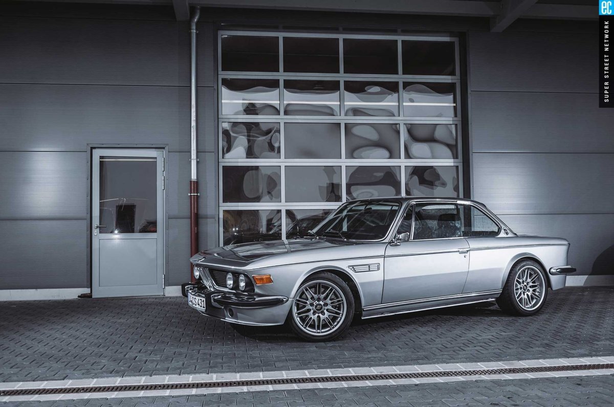 BMW CS e9