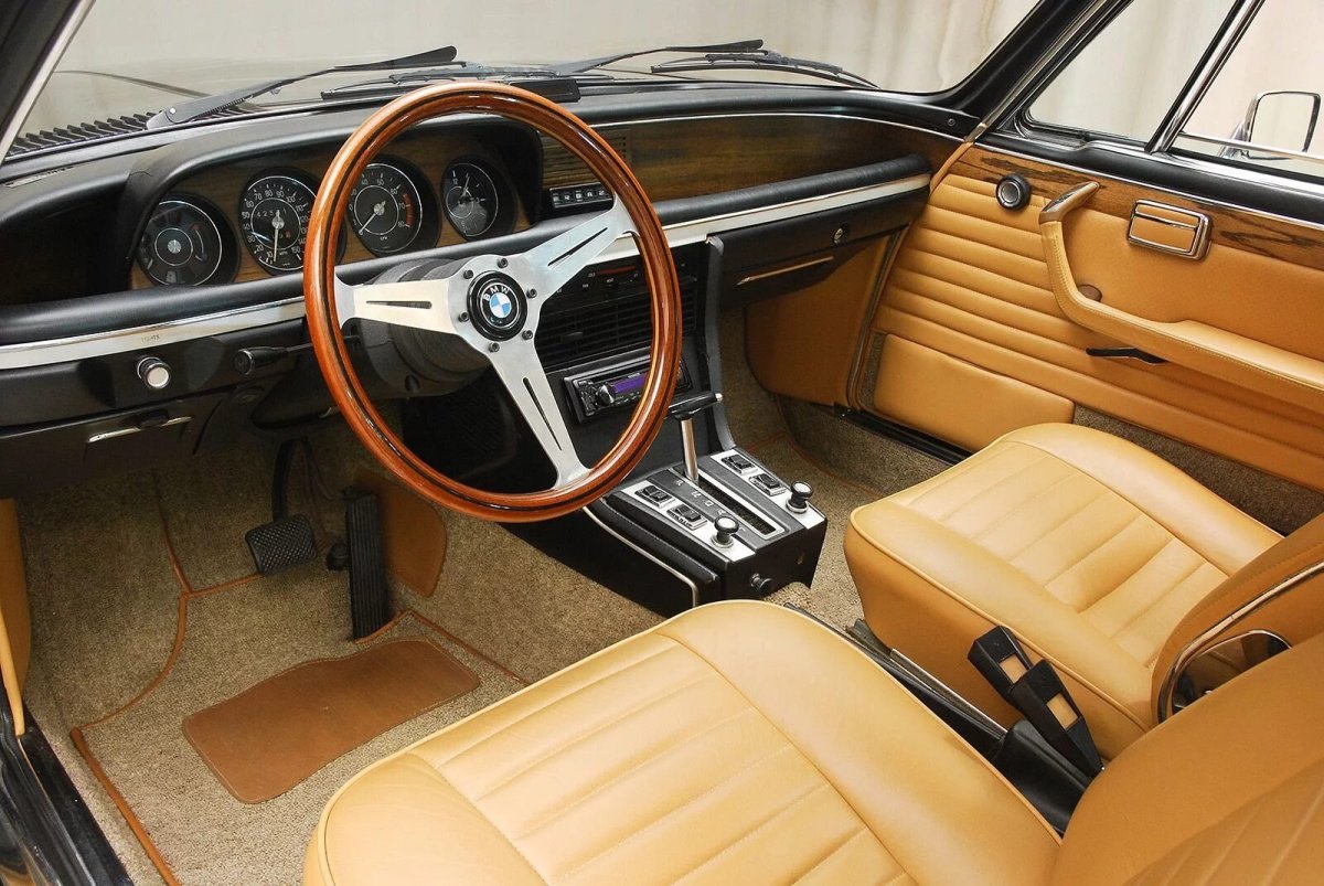 BMW e9 Interior