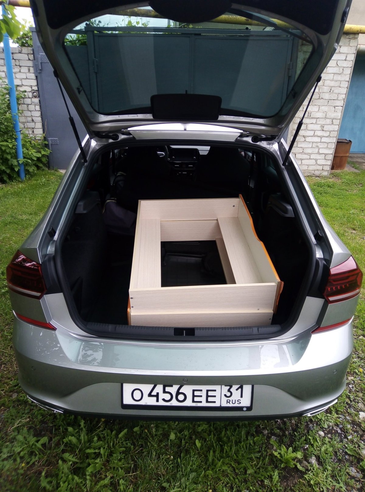 Фольксваген поло лифтбек багажник