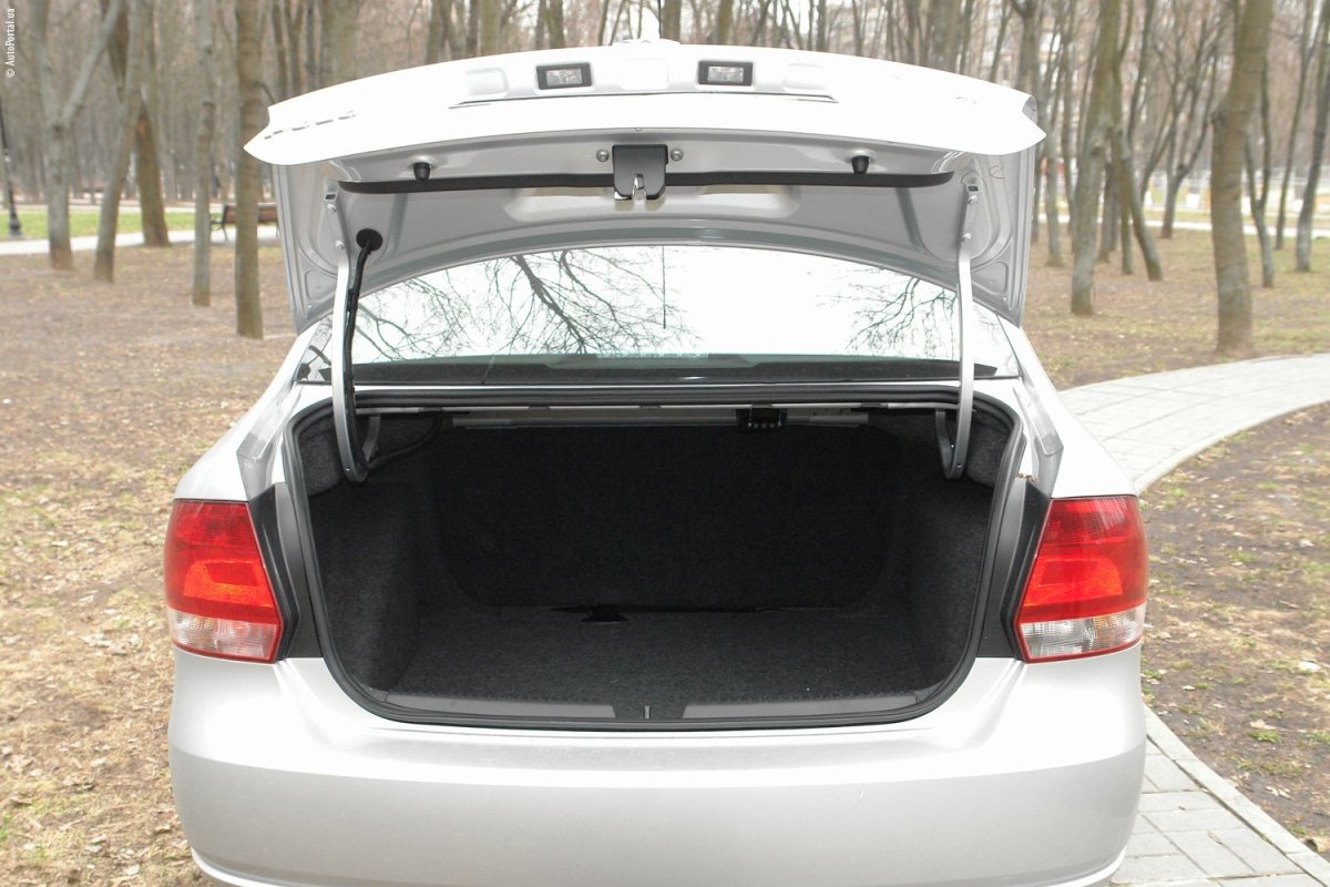VW Polo 2022 багажник