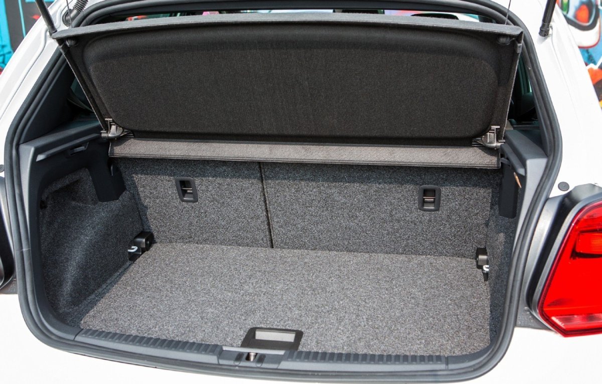 Volkswagen Polo хэтчбек багажник