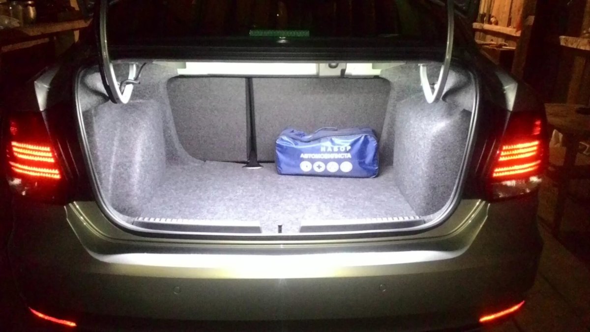 Подсветка багажника поло седан 2012