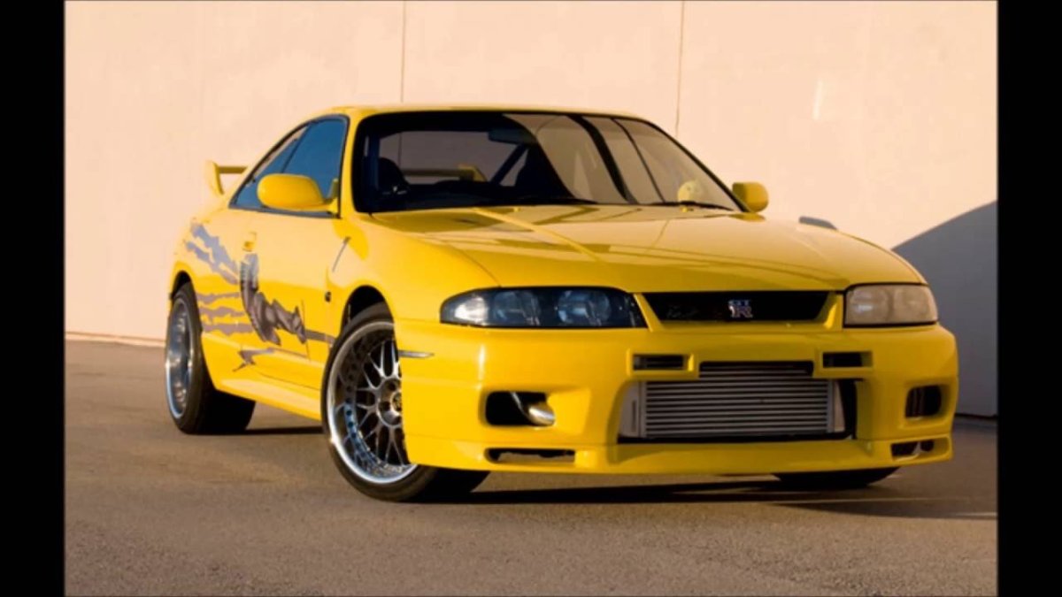 Nissan Skyline gt-r (r33) Форсаж 1