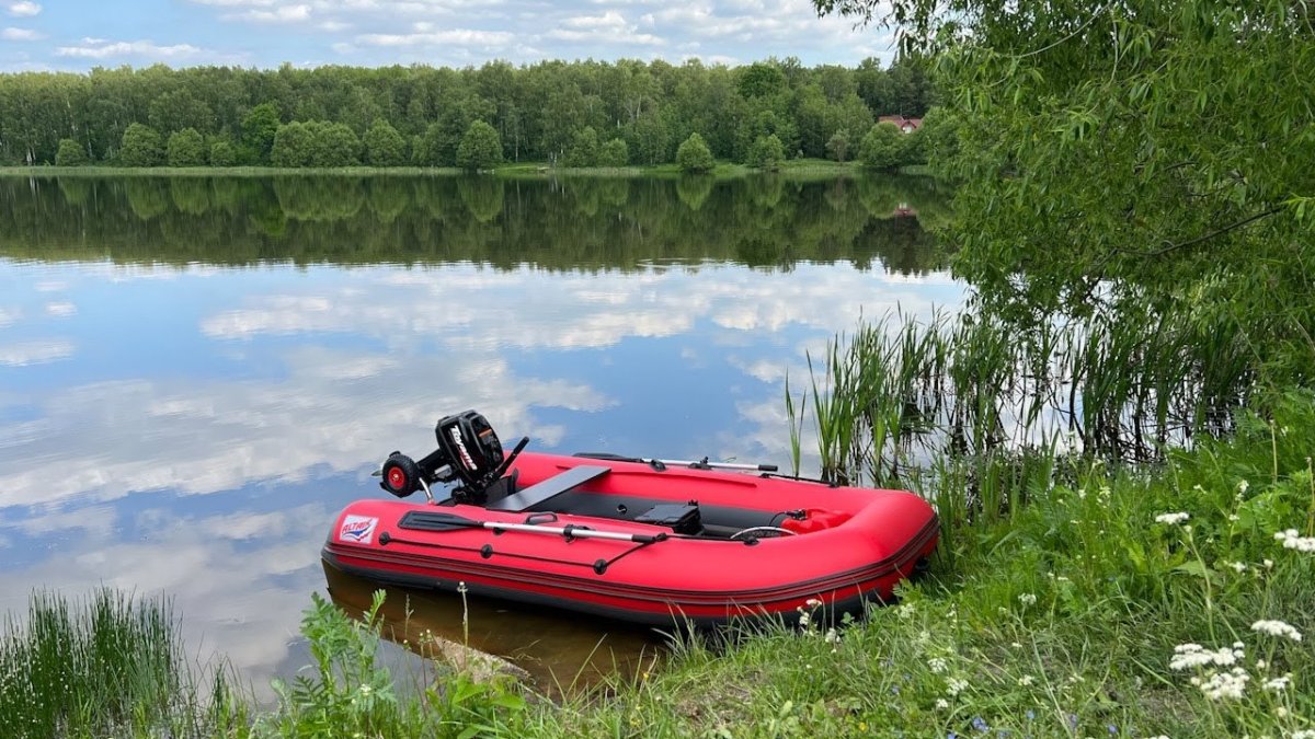 Лодка Riverboats 370