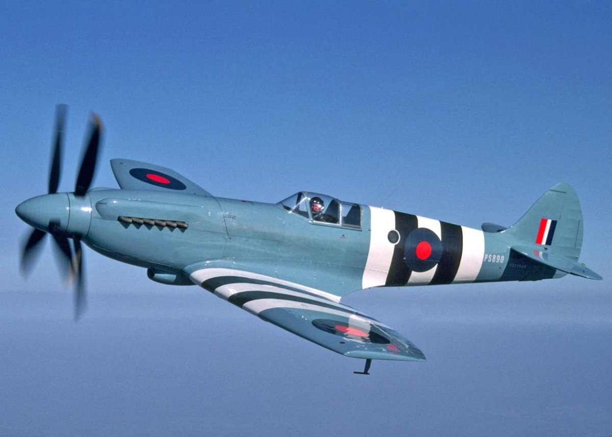 Spitfire MK XIX