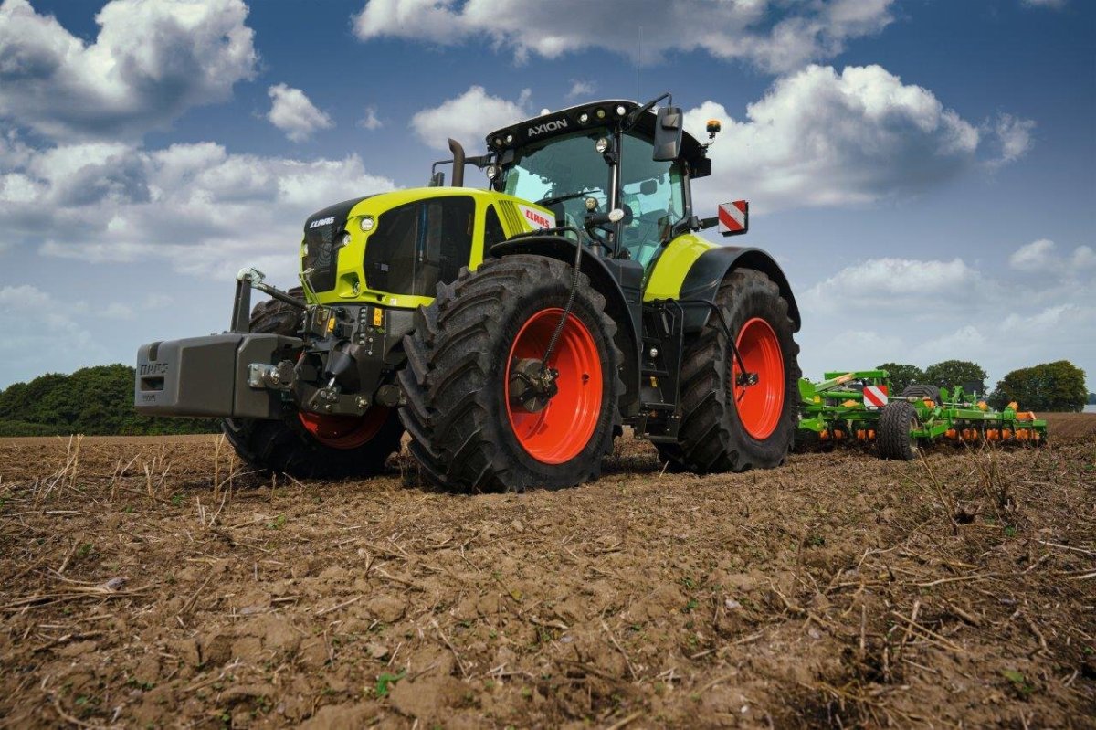 CLAAS Axion 960