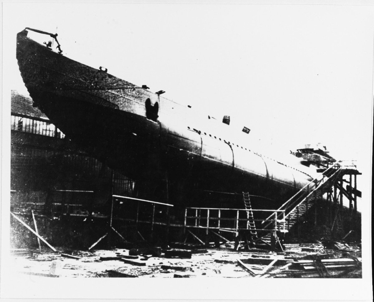 Пл музейный экспонат в порту сент Назер