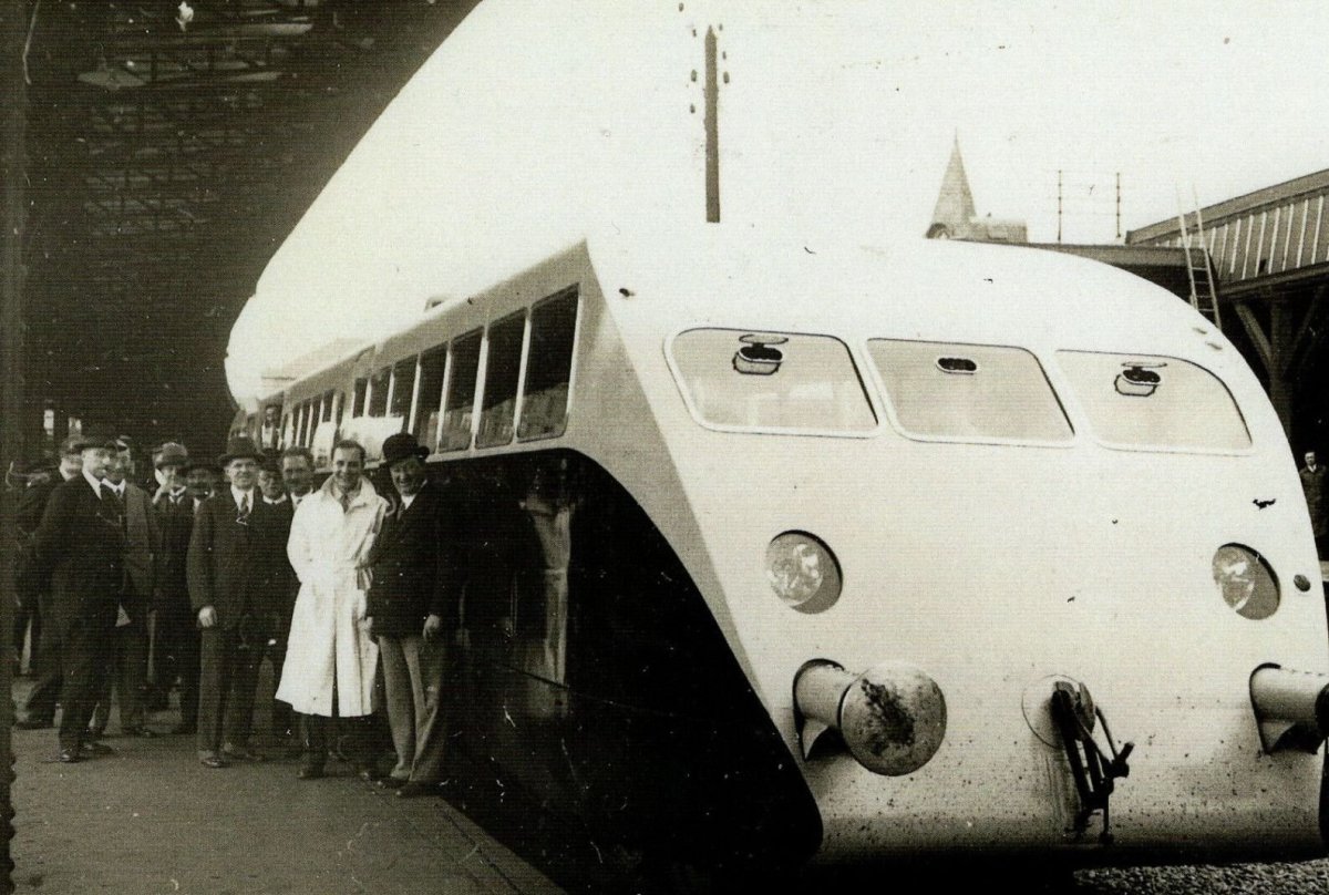 General Motors Aerotrain 1956