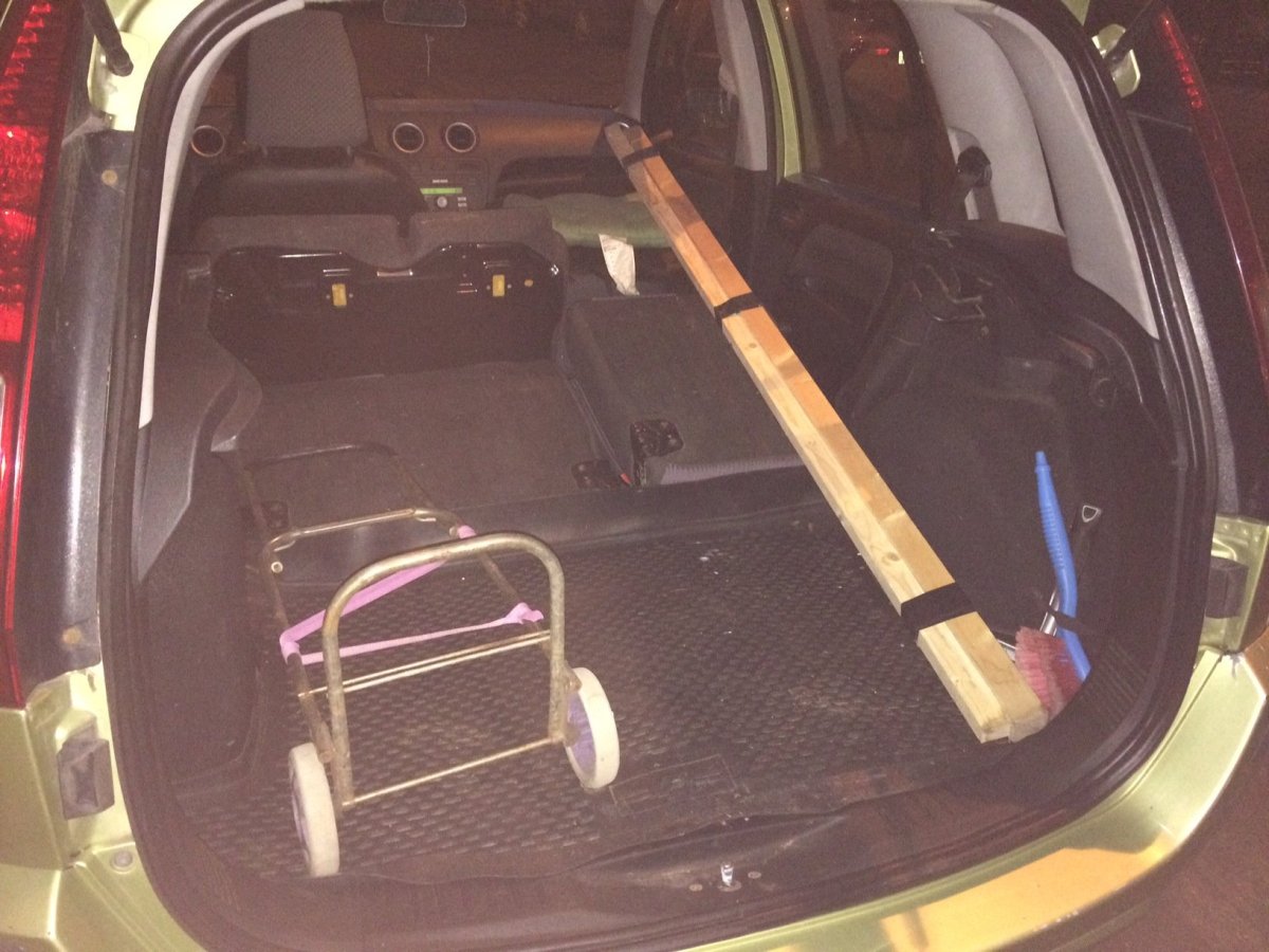 Габариты багажника Форд Фьюжн 1.4 хэтчбек