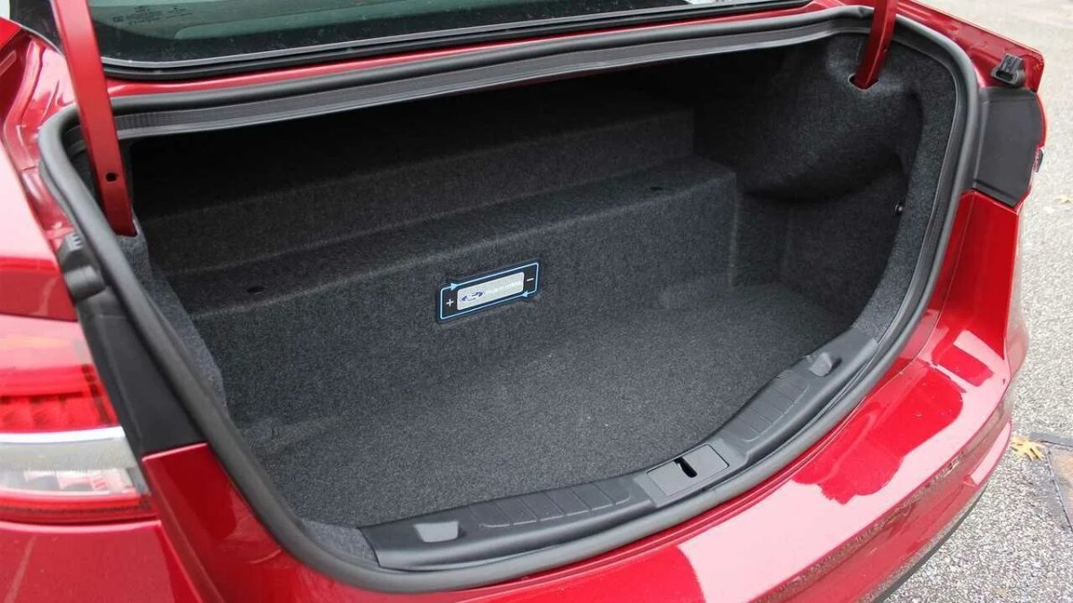 Багажник Форд Фьюжн гибрид