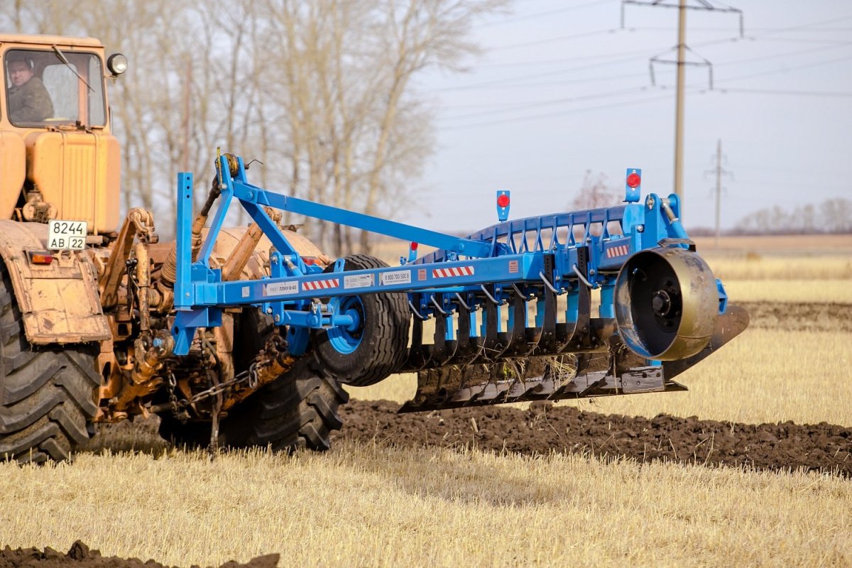 Плуг навесной усиленный ПНУ-8х40