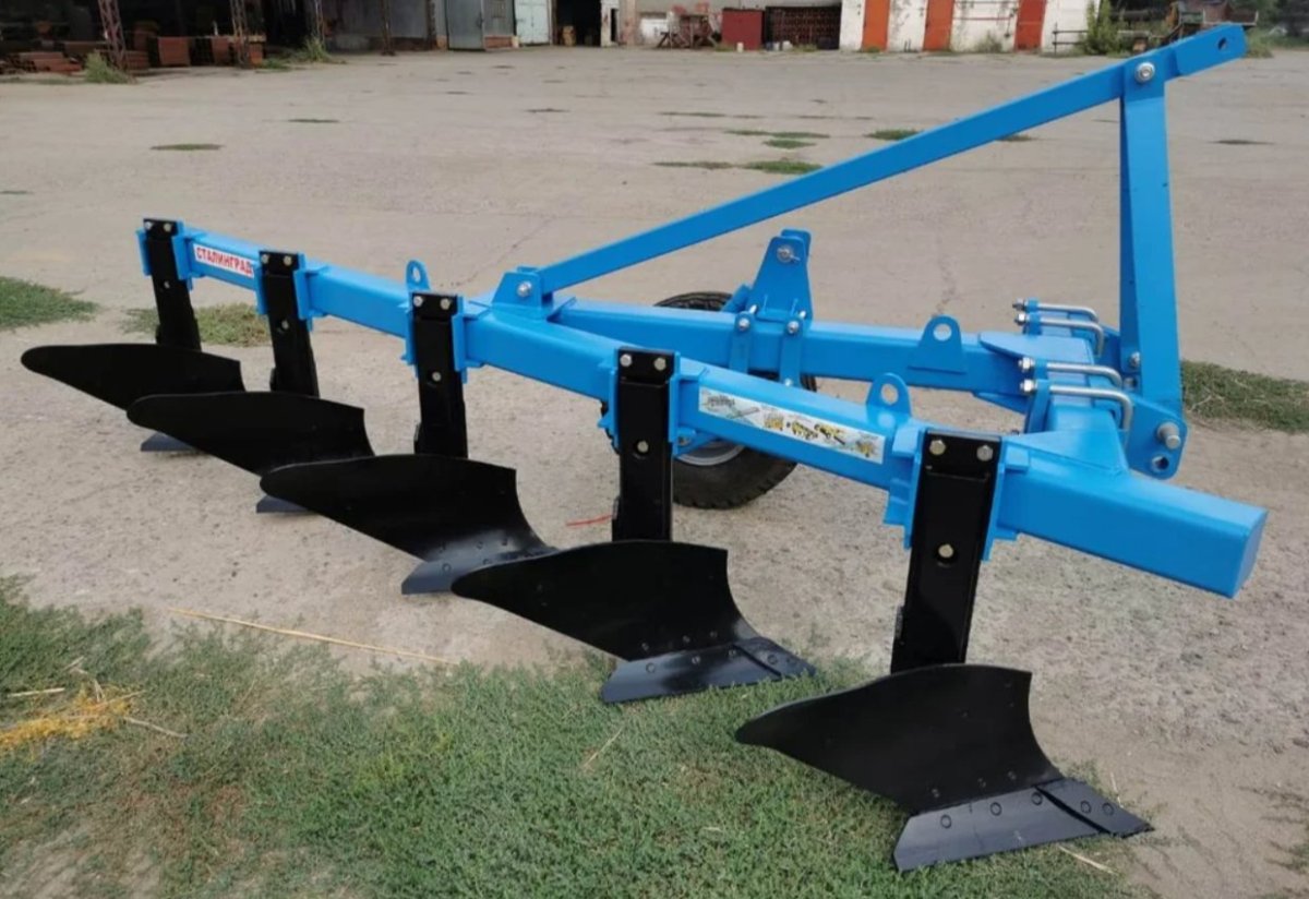 –Пятикорпусной навесной плуг ПЛН-5-35