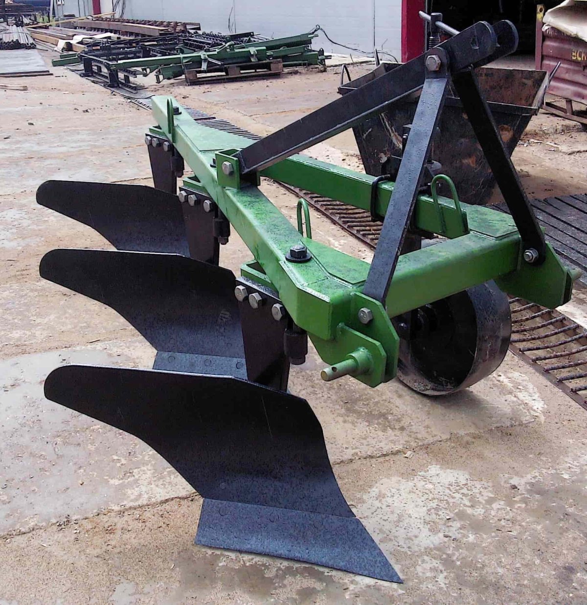 Плуг ПЛН-3-35