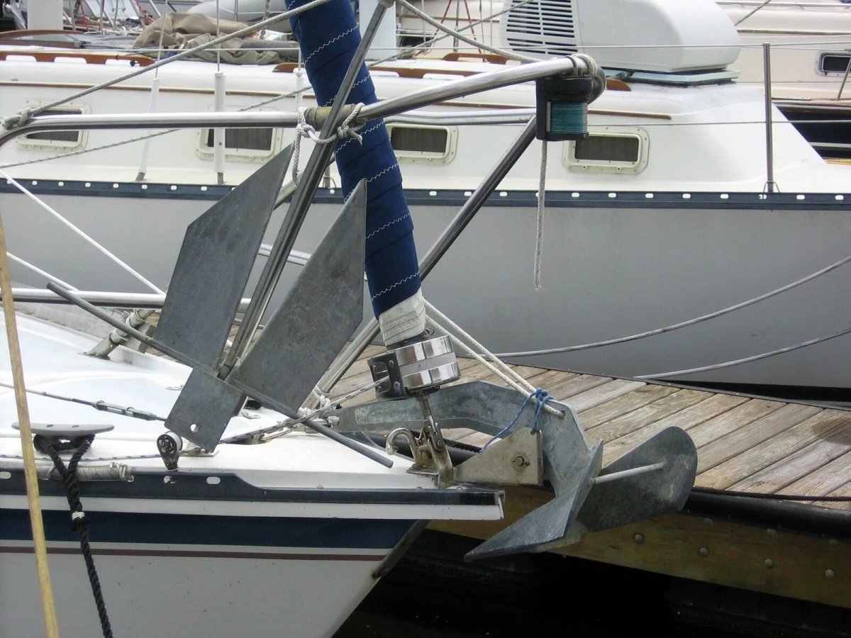 Парусная яхта Формоза