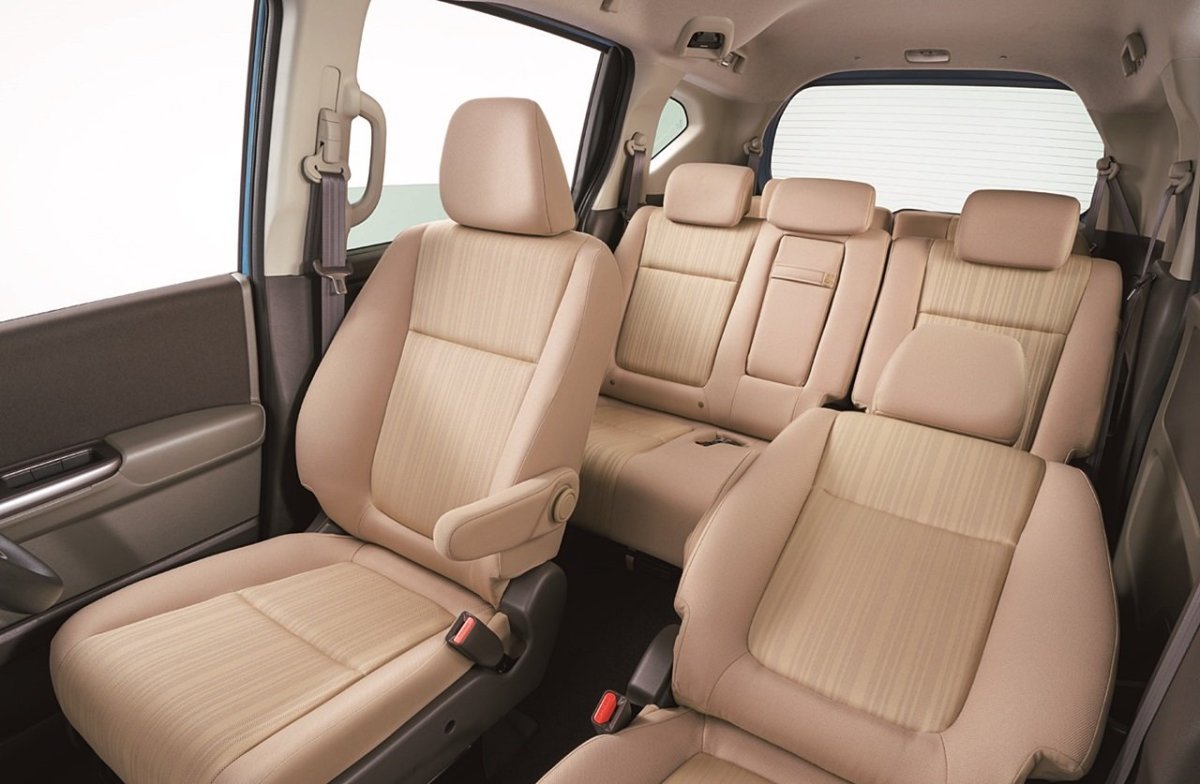 Honda freed салон