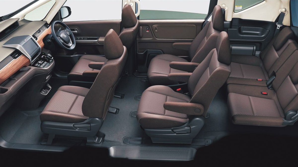 Хонда Фрид 2 салон