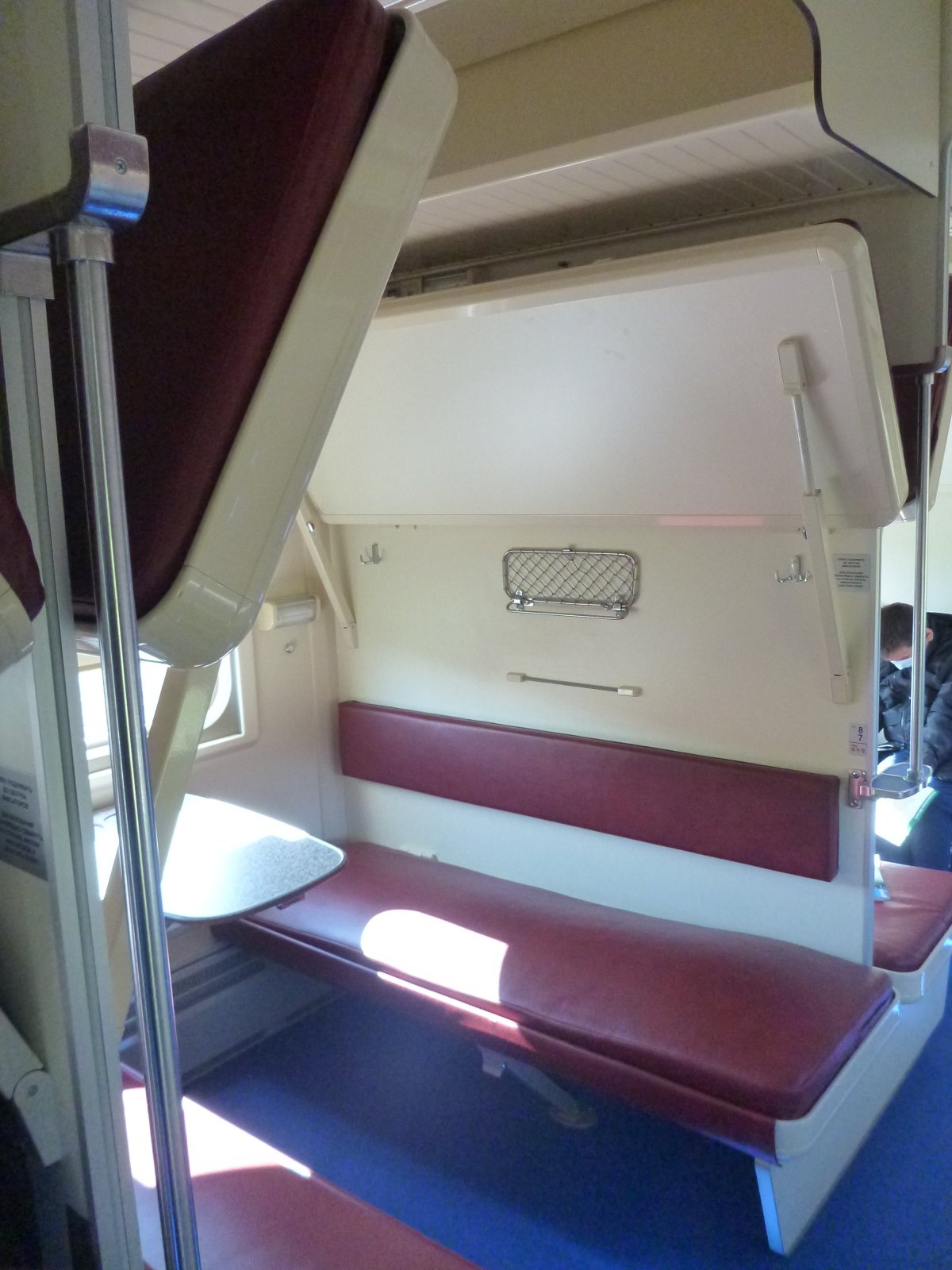 2nd class couchette car