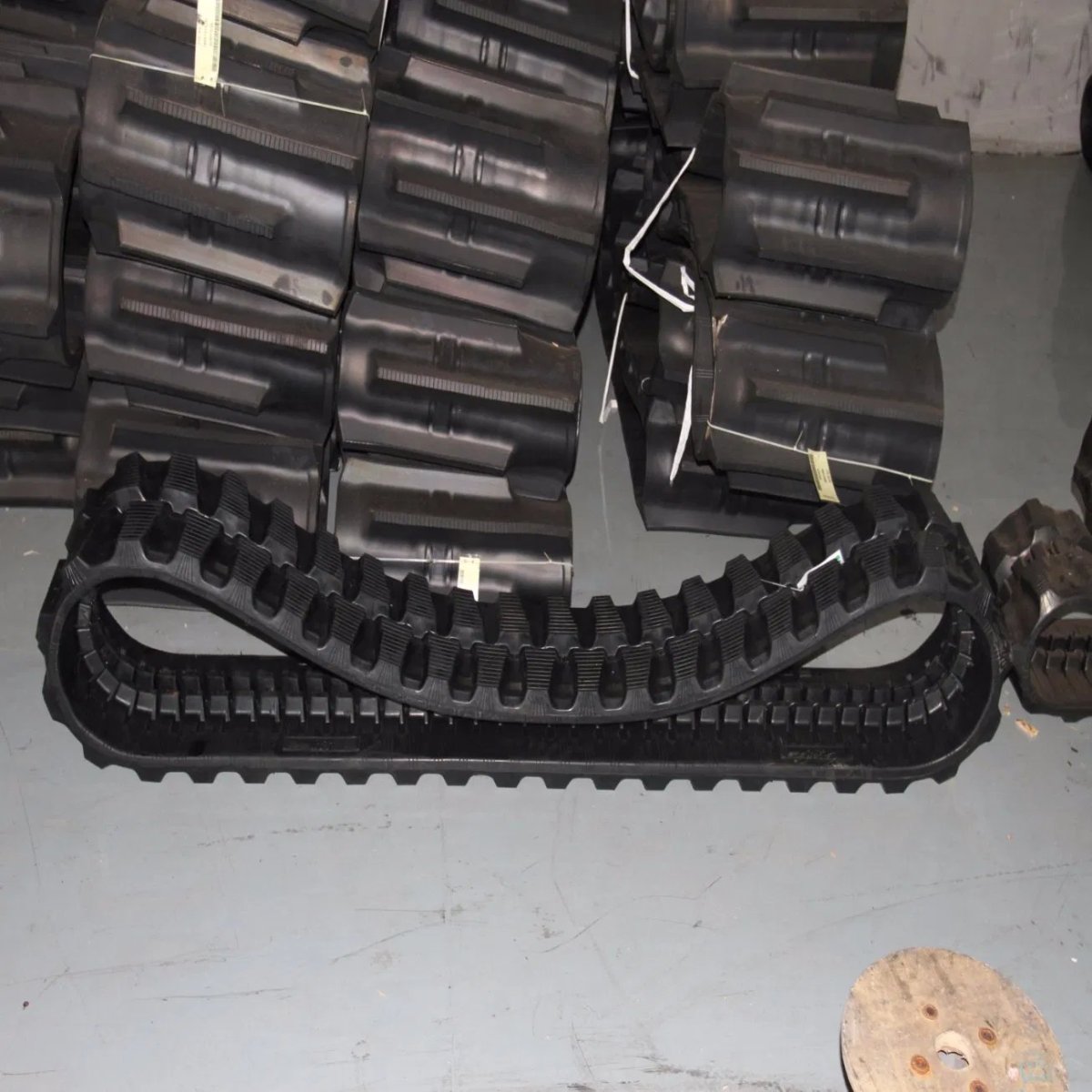 Резиновая гусеница для Hitachi ex120