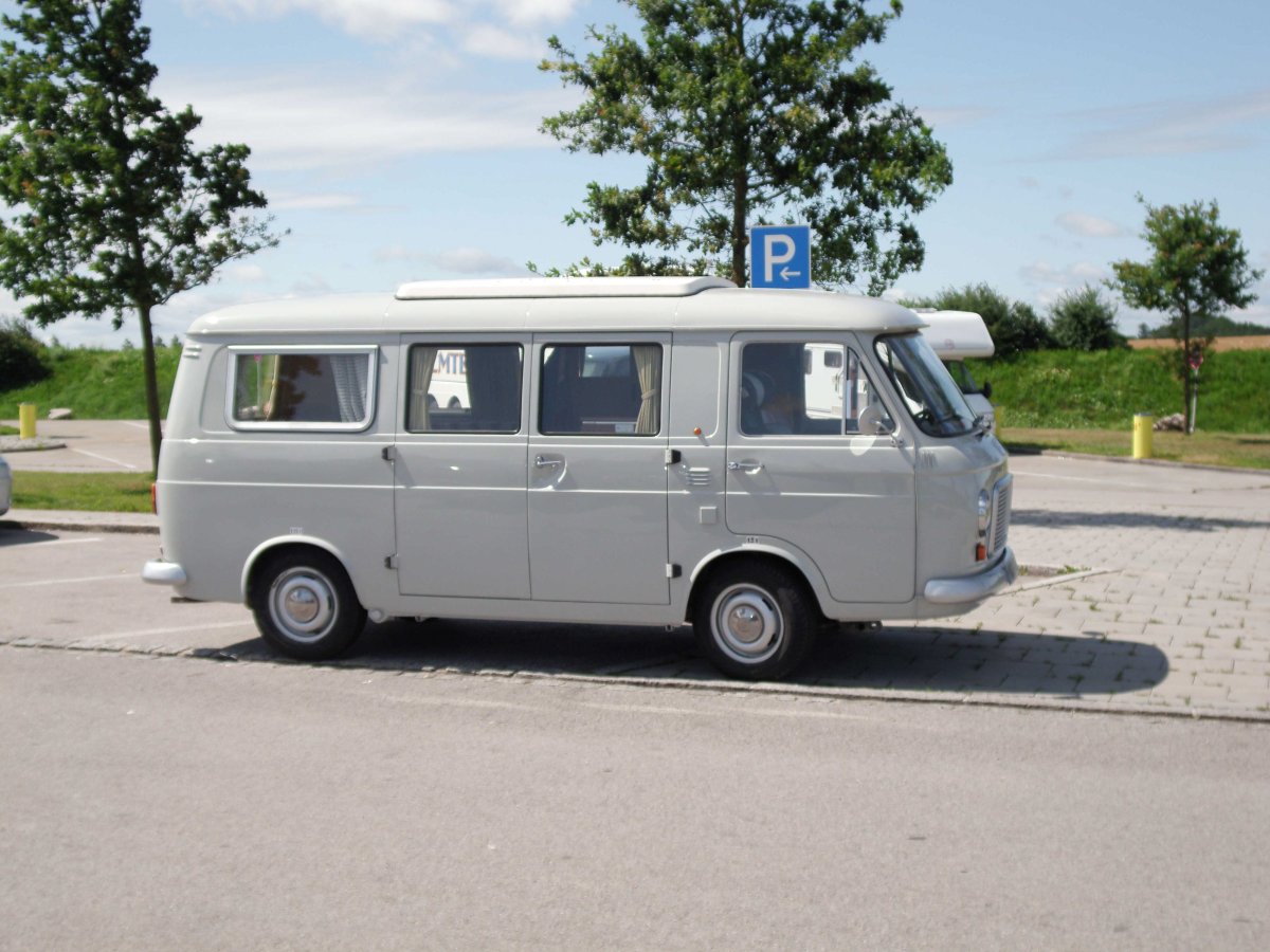 Маршрутка серая