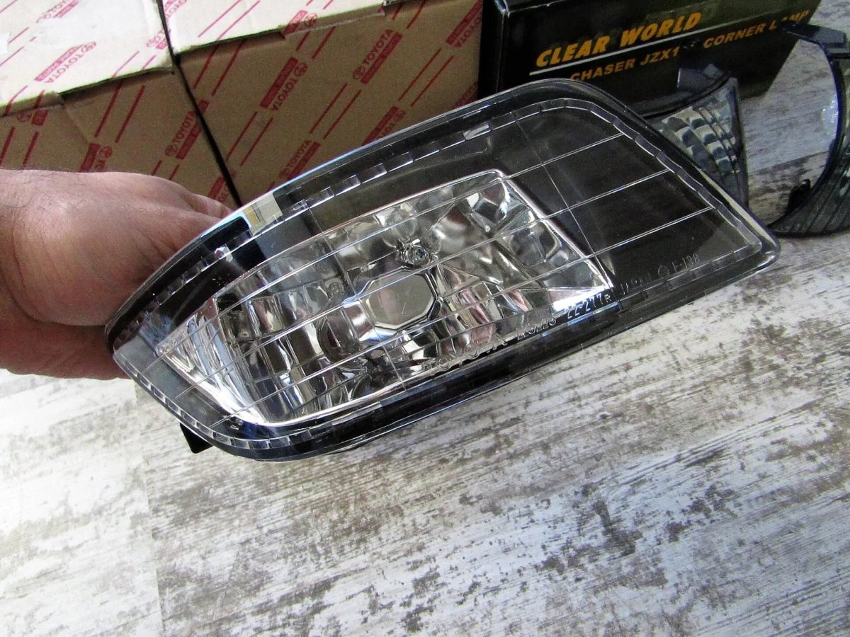 Поворотники Clear World Chaser jzx100