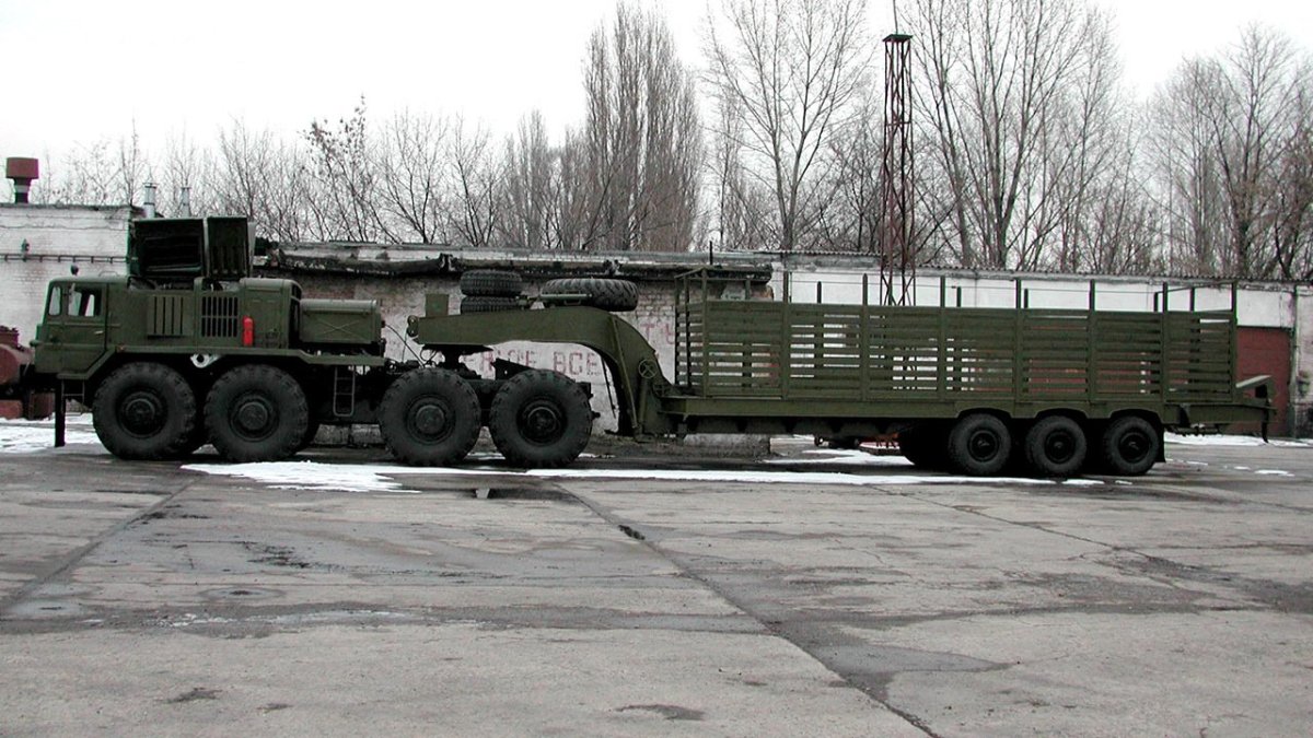 Ракетовоз МАЗ 537