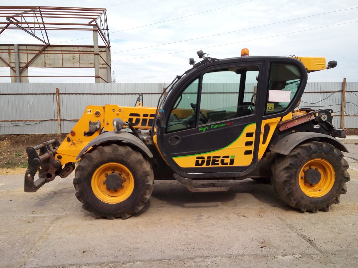 Погрузчик Агри фармер 30.7