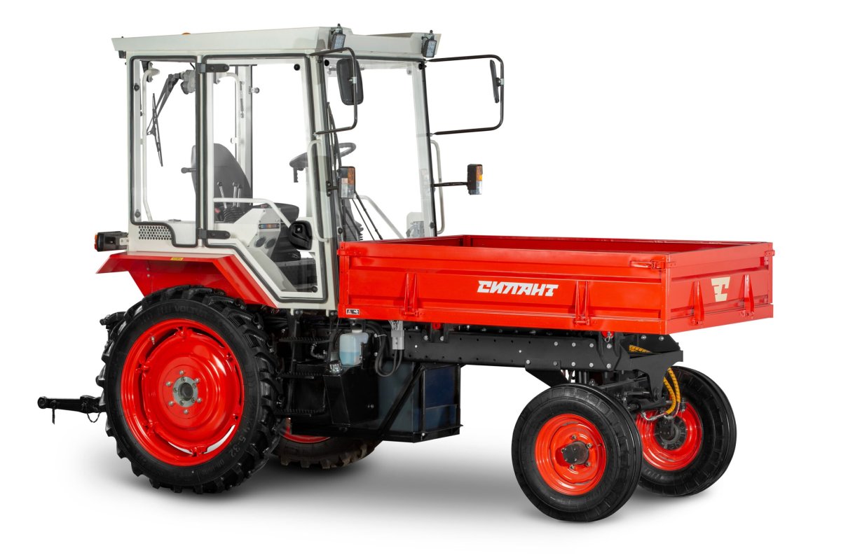 Коммунальный трактор