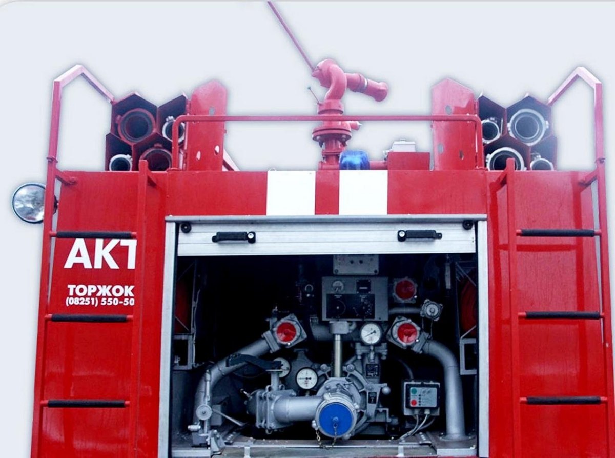 Пожарный автомобиль комбинированного тушения
