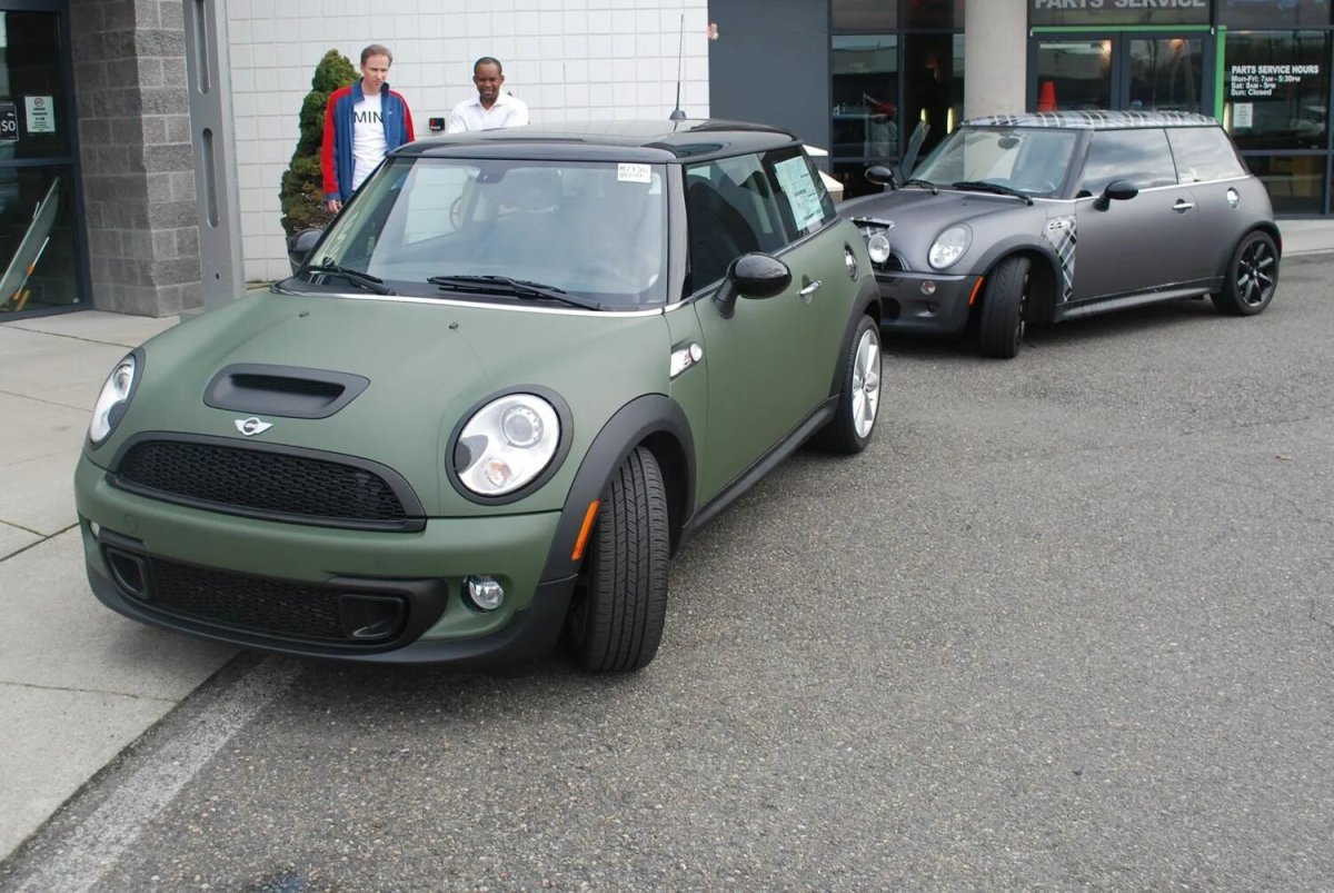 Мини Купер хаки