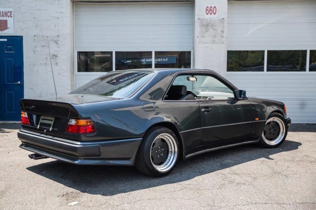 Mercedes w124 AMG купе